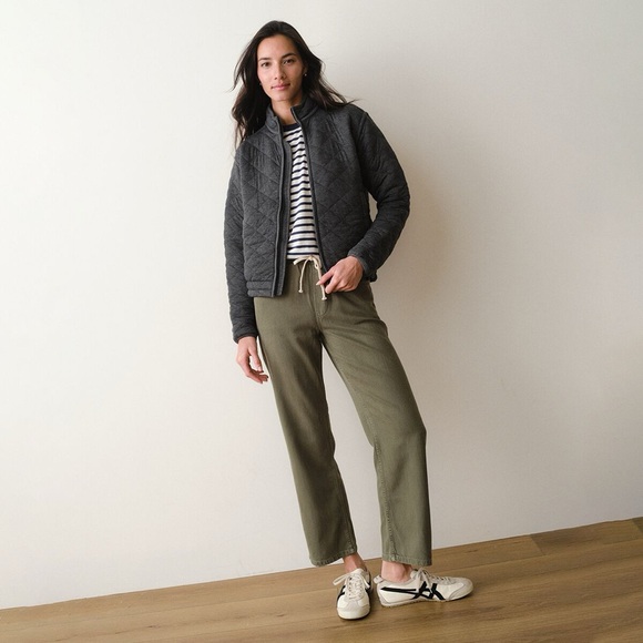 Marine Layer
Corbet Quilted Jacket - Medium / Black - Picture 5 of 7